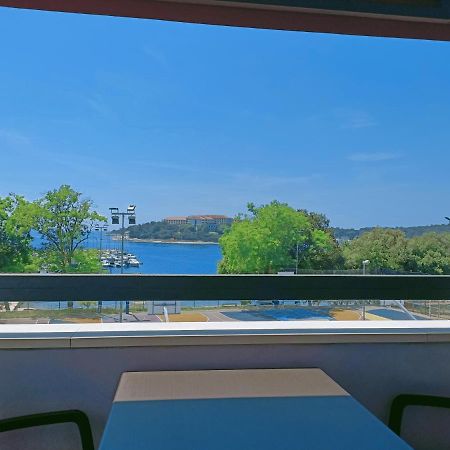 Aparthotel Viola Pjescana Uvala Bagian luar foto